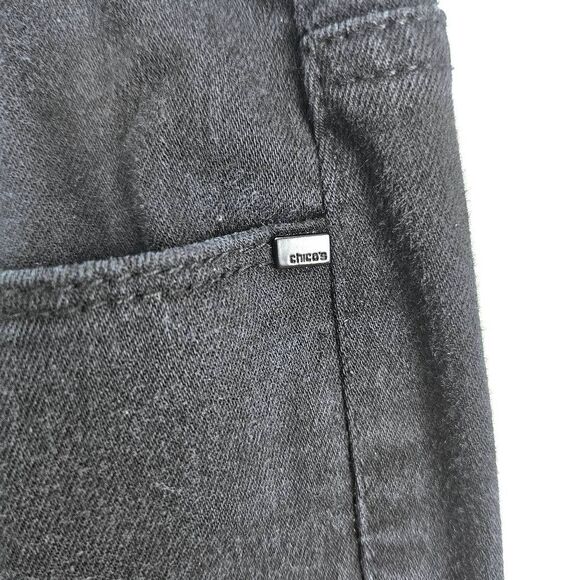 CHICO'S Platinum Jegging Black Wash High Rise Tapered Leg Jeans Size: 0.5 (XS 6) - Picture 4 of 8
